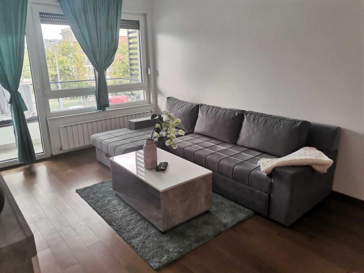 Square Apartment Banja Luka Exterior photo